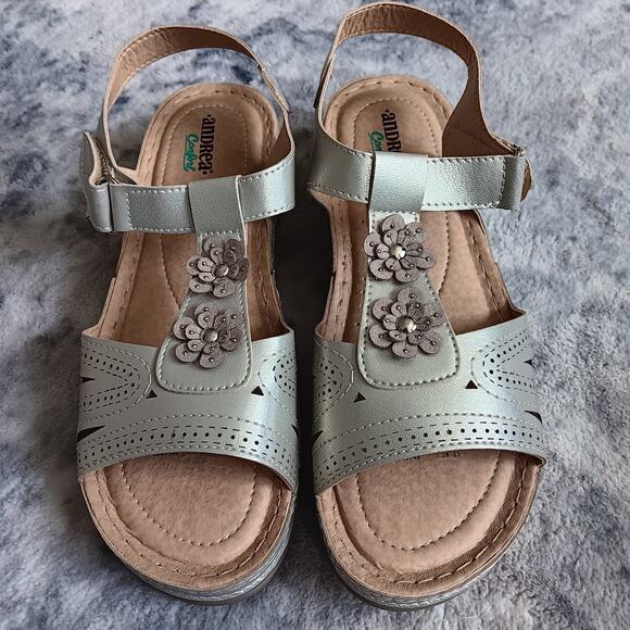 Andrea Comfort Sandals Bundle Of 2 Gold/Black Women's Size 8 NWB - Picture 3 of 16